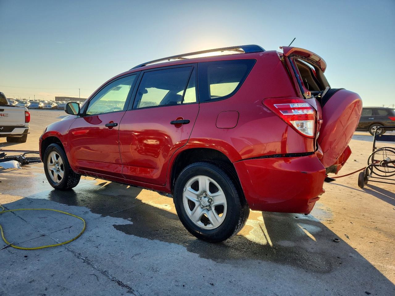 2009 TOYOTA RAV4 photo 2