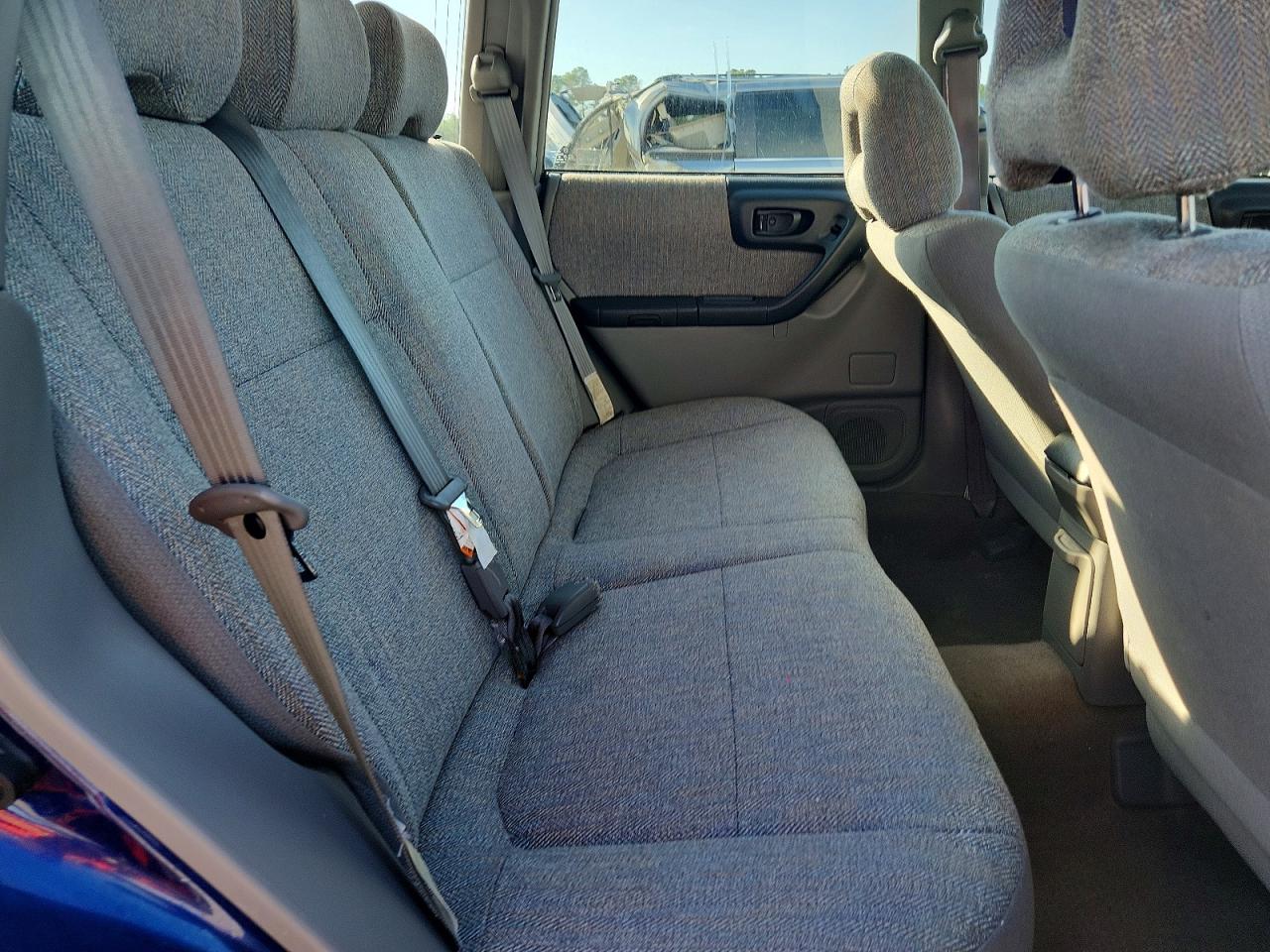 2001 SUBARU FORESTER L photo 11