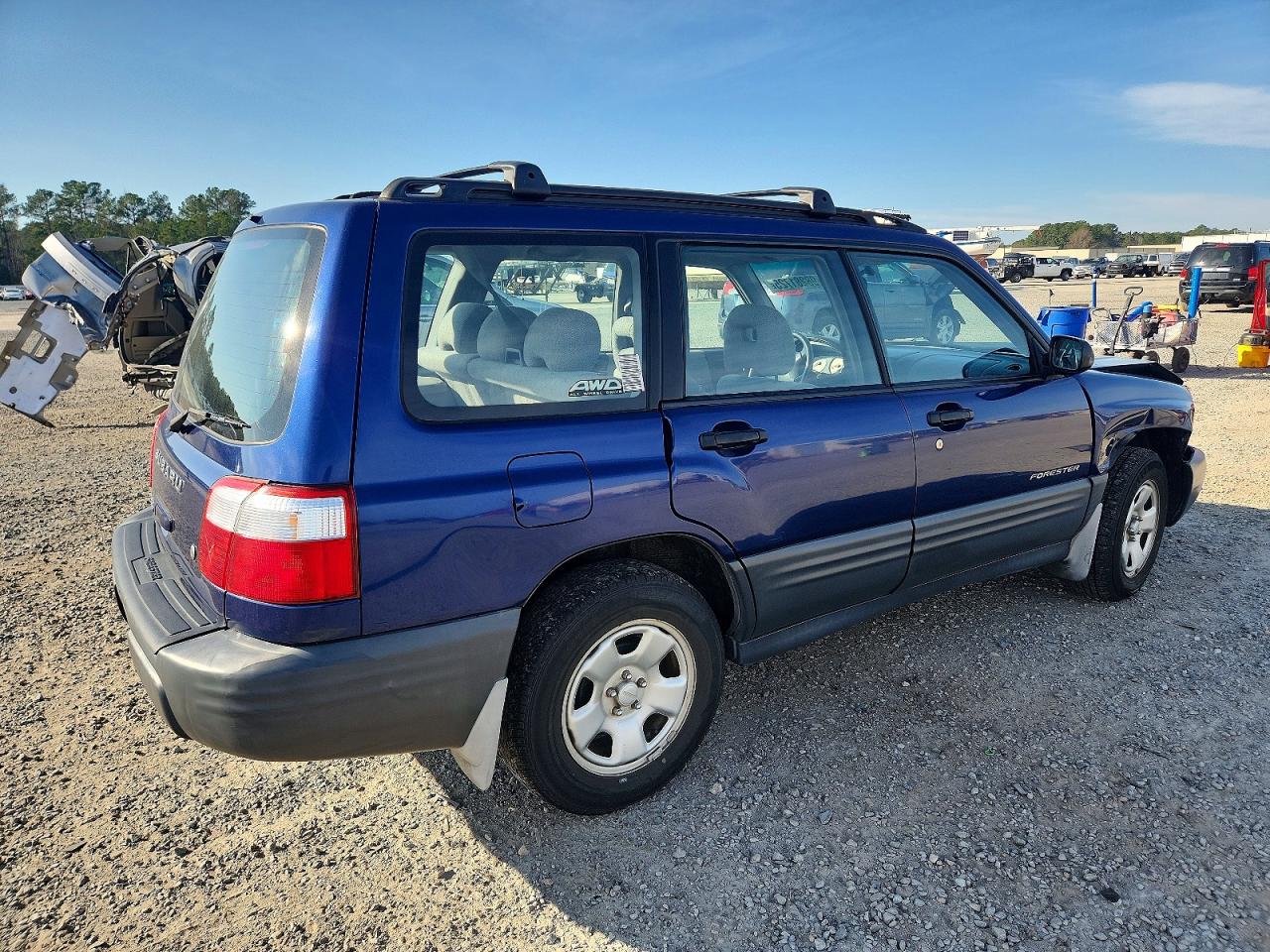 2001 SUBARU FORESTER L photo 3