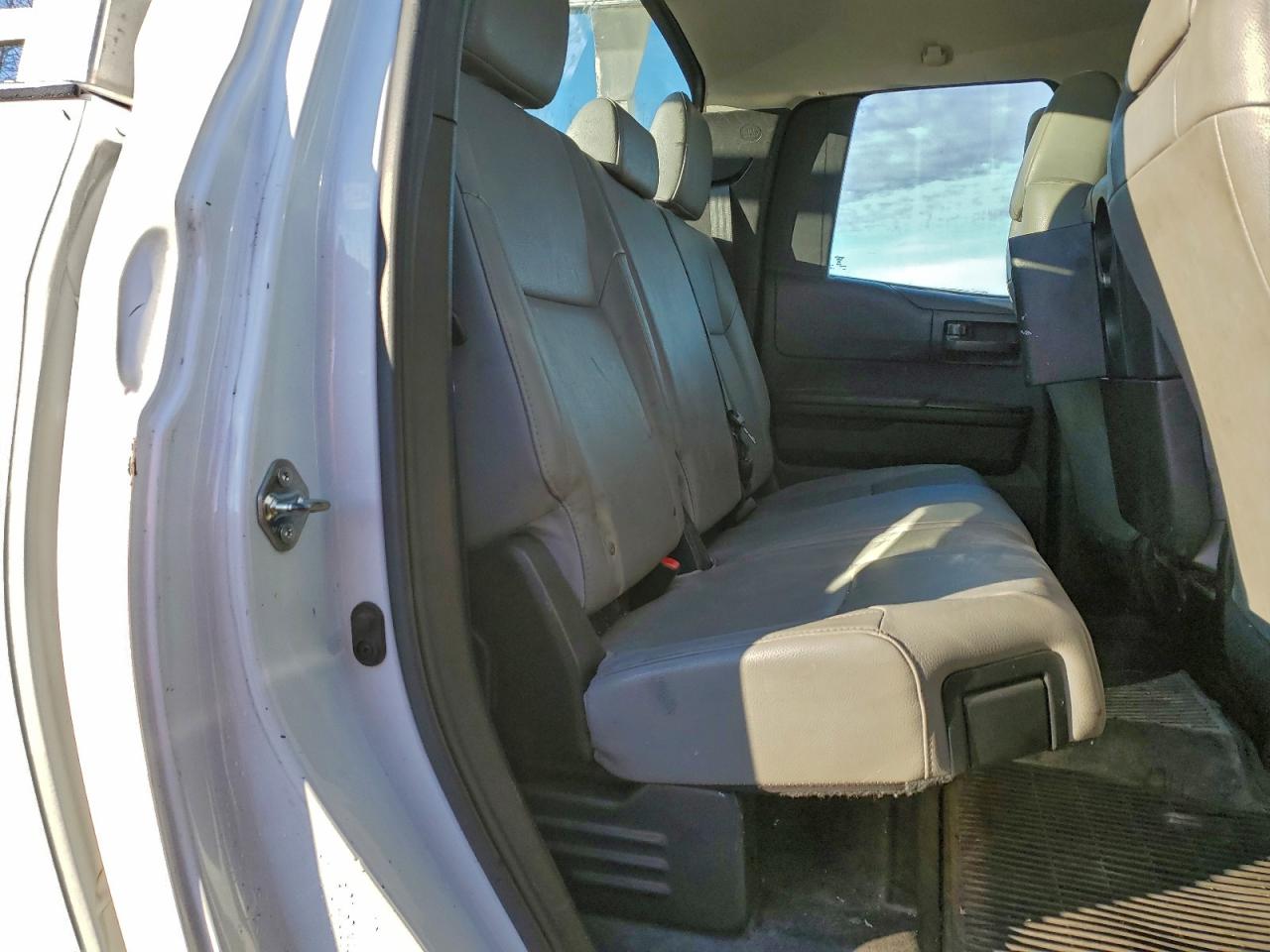 2014 TOYOTA TUNDRA DOUBLE CAB SR photo 10