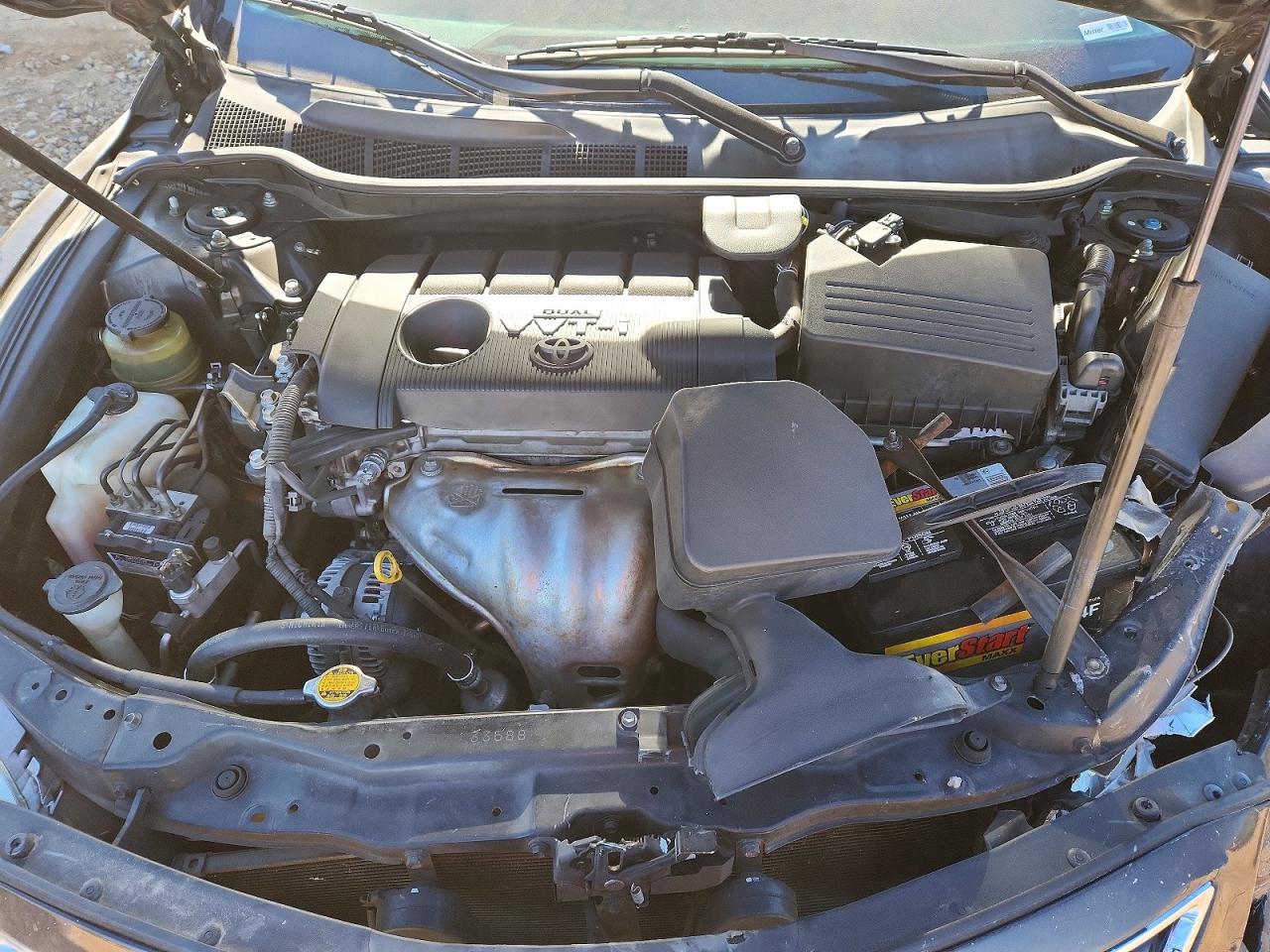 2011 TOYOTA CAMRY photo 11