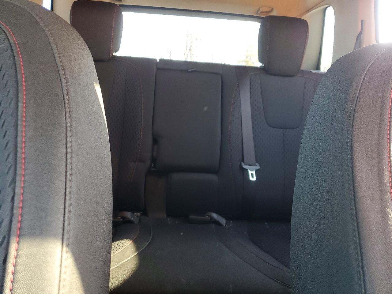 2012 GMC TERRAIN SLE photo 10
