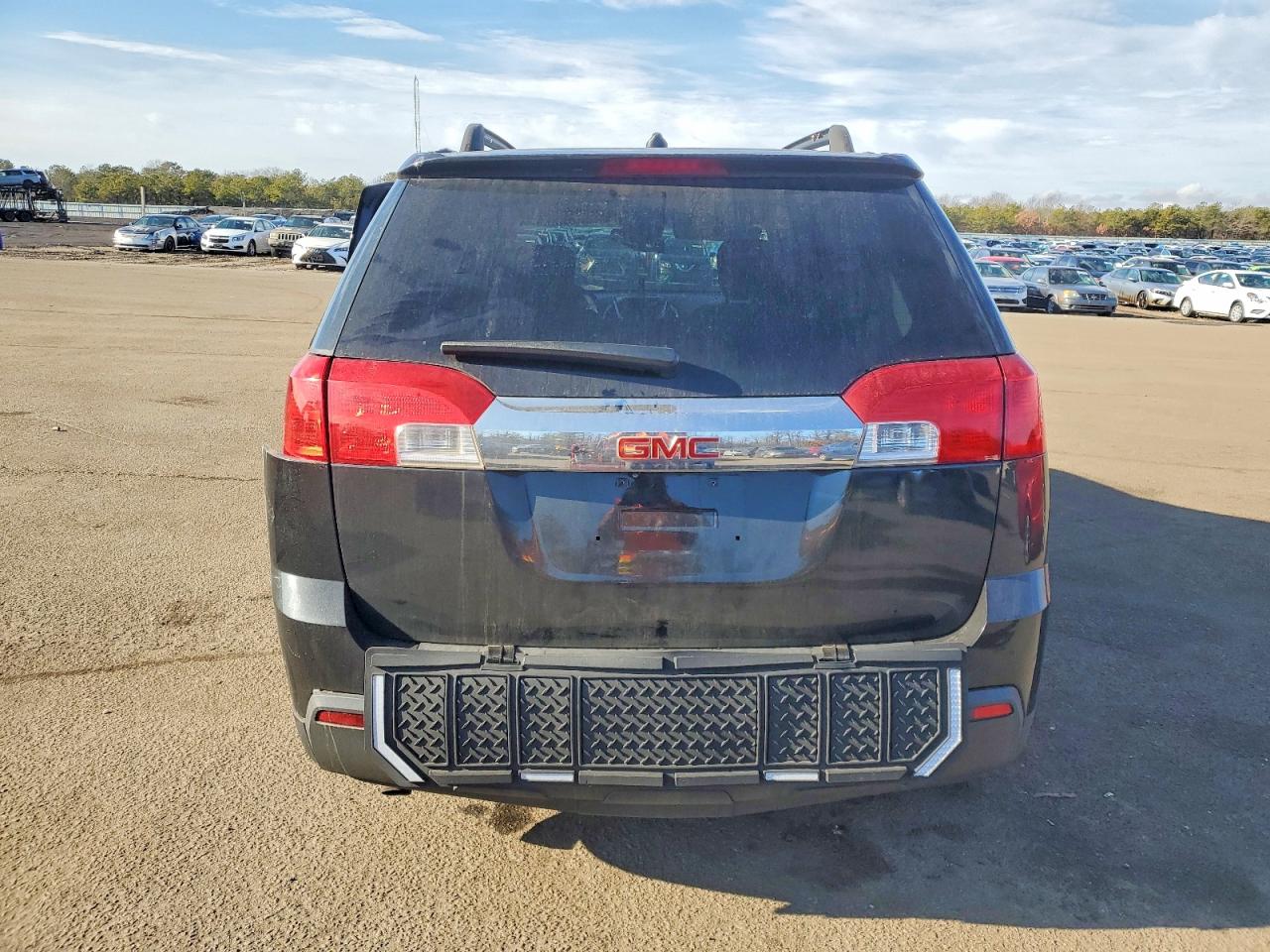 2012 GMC TERRAIN SLE photo 6