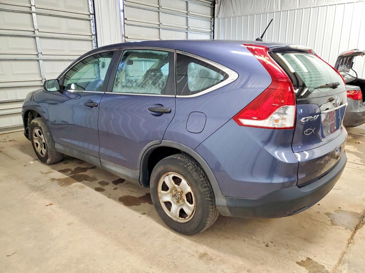 2013 HONDA CR-V LX photo 2