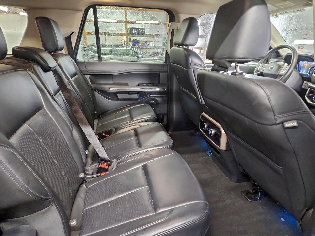 2024 FORD EXPEDITION MAX XLT photo 11