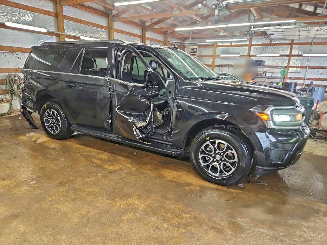 2024 FORD EXPEDITION MAX XLT photo 4
