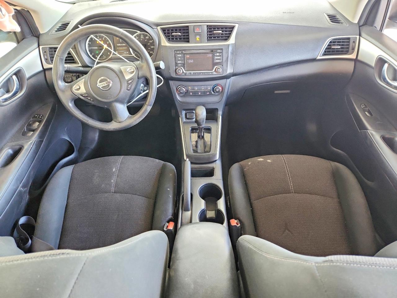 2018 NISSAN SENTRA S photo 8