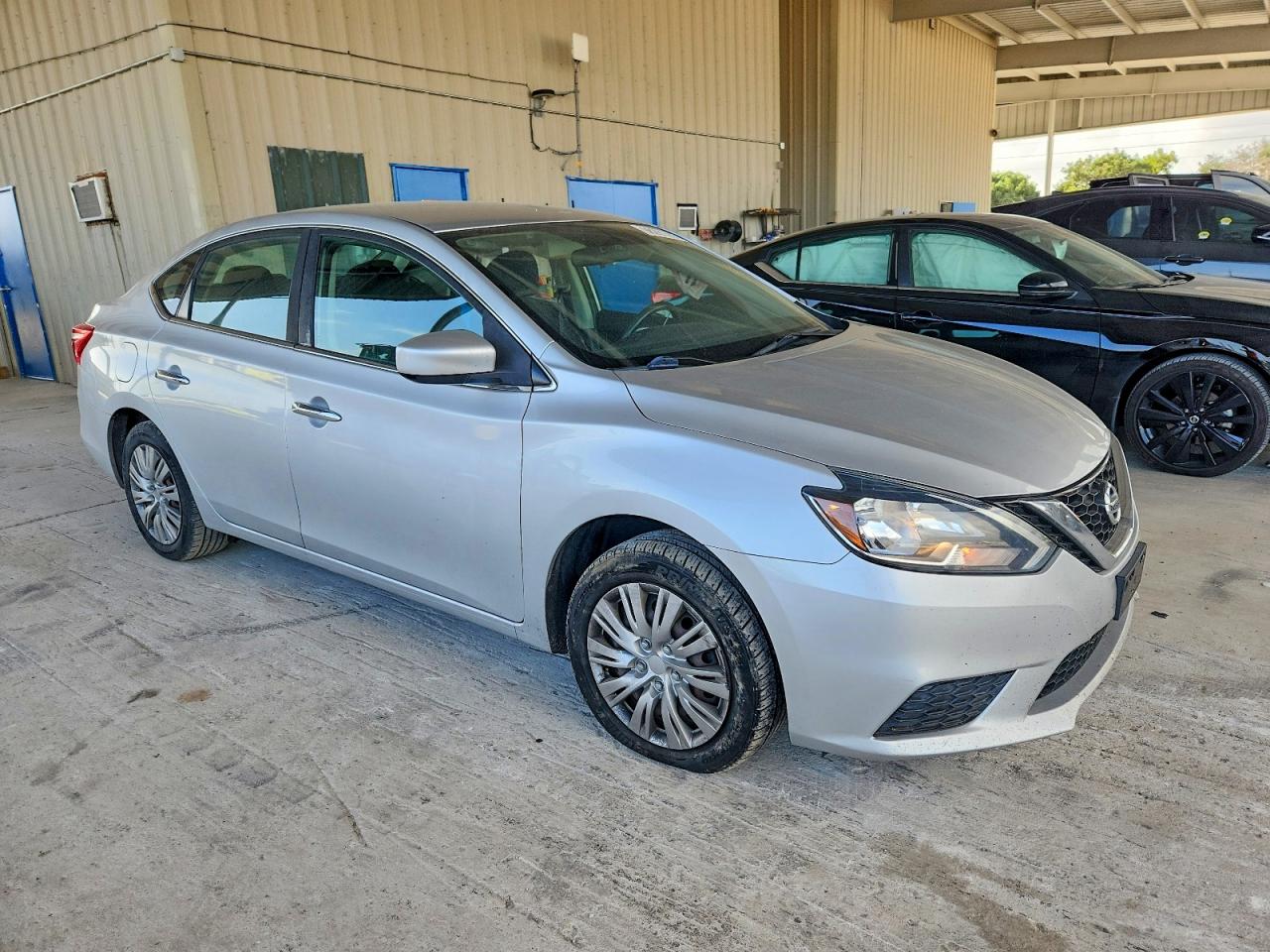 2018 NISSAN SENTRA S photo 4