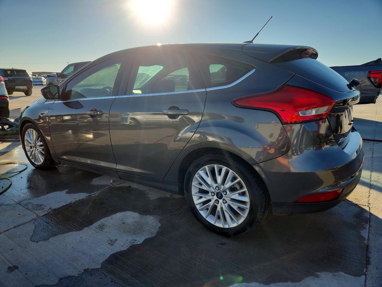 2017 FORD FOCUS TITANIUM photo 2