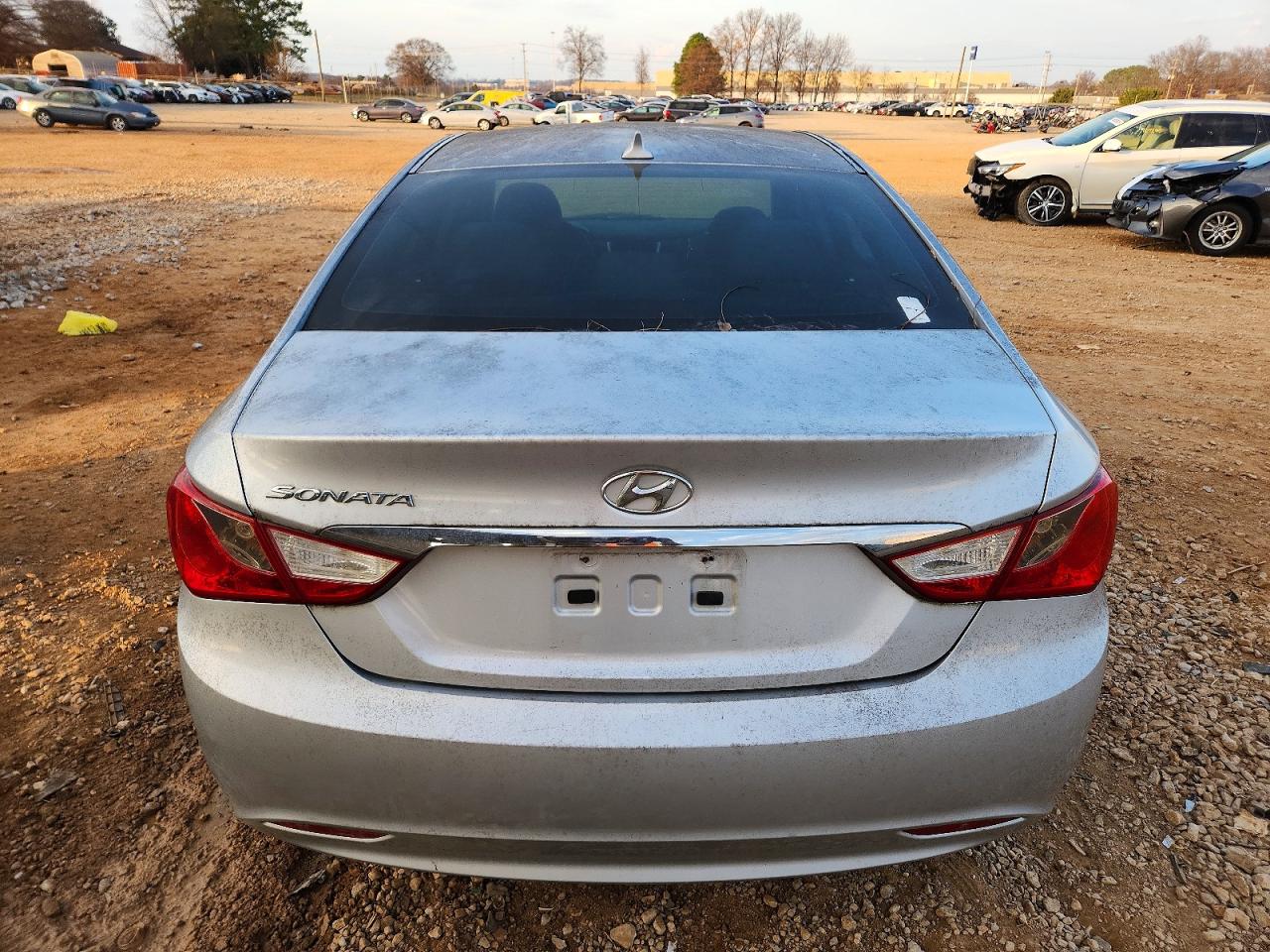 2013 HYUNDAI SONATA GLS photo 6