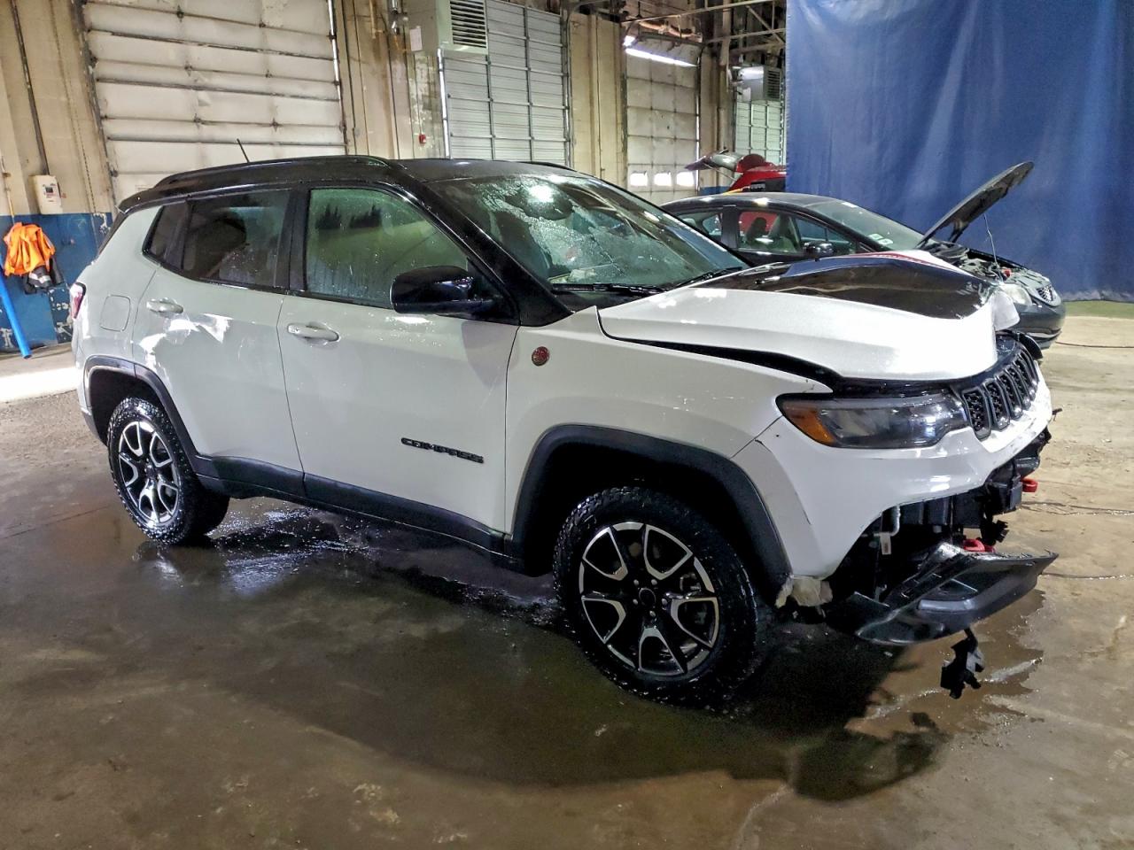 2025 JEEP COMPASS TRAILHAWK photo 4