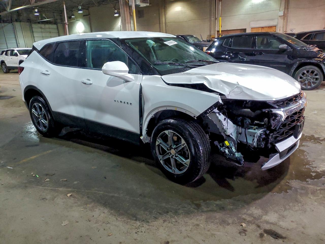 2025 CHEVROLET BLAZER 2LT photo 4