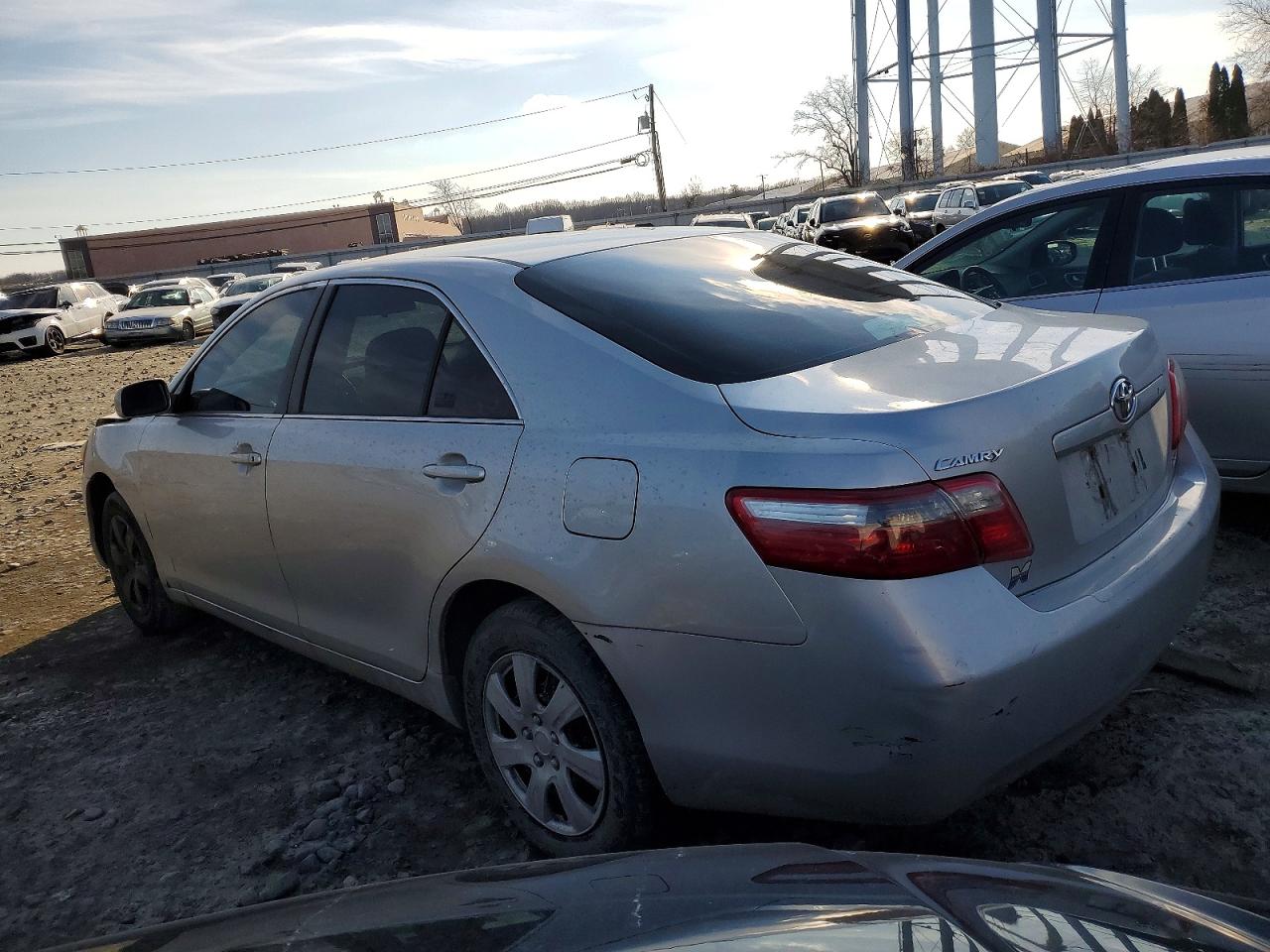 2009 TOYOTA CAMRY LE photo 2