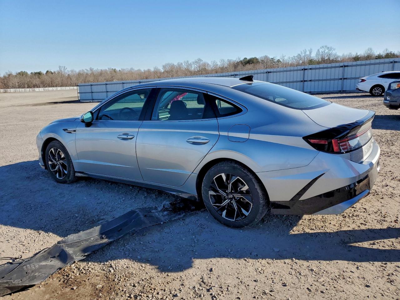 2024 HYUNDAI SONATA SEL photo 2
