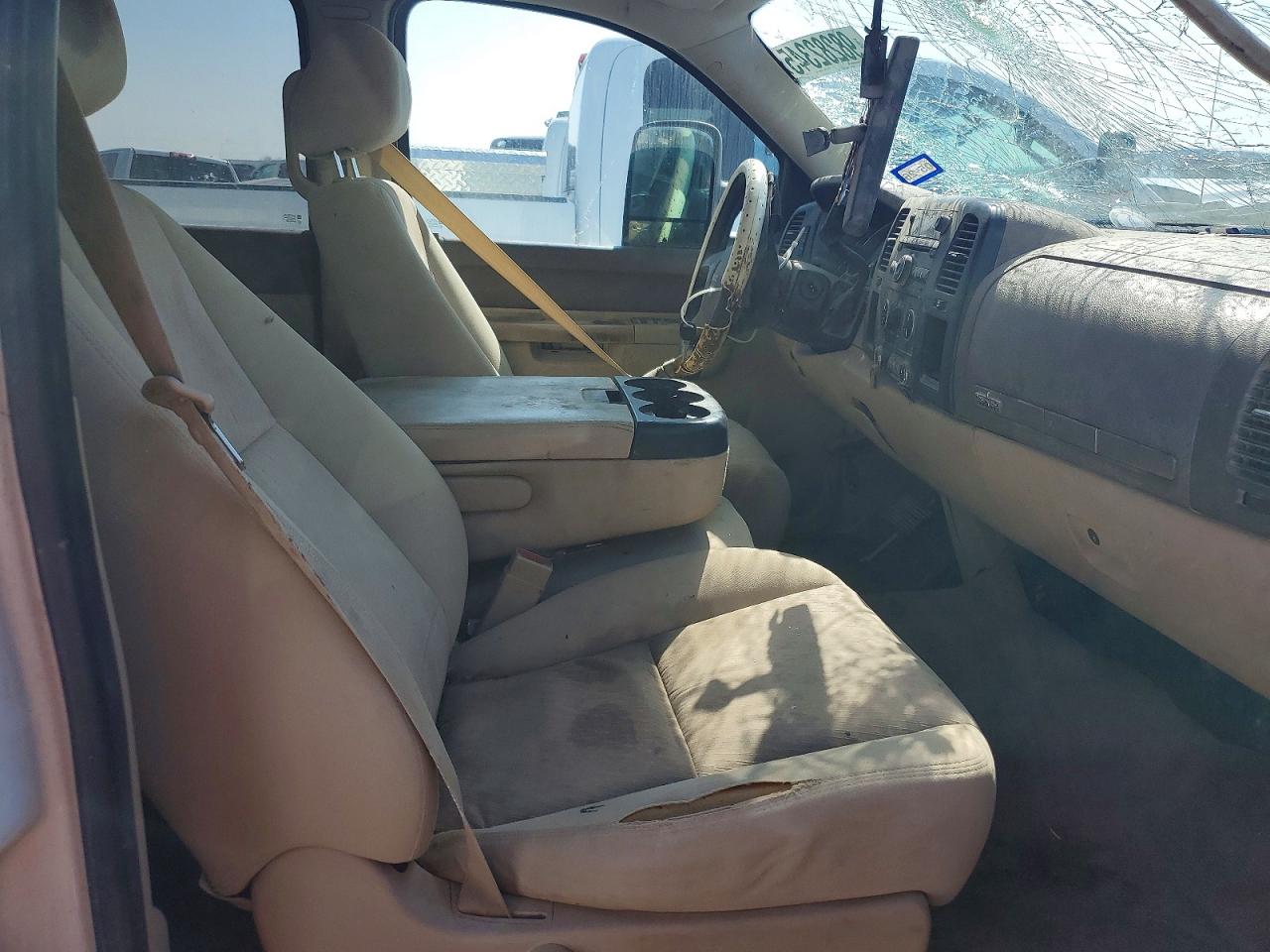 2012 GMC SIERRA C2500 SLE photo 7