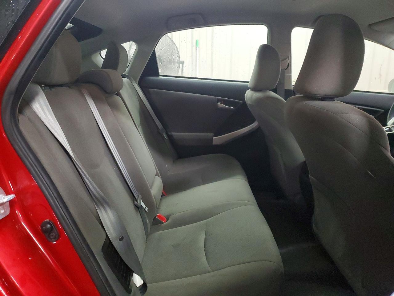 2013 TOYOTA PRIUS photo 10
