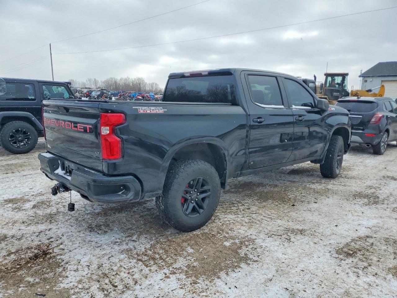 2019 CHEVROLET SILVERADO K1500 LT TRAIL BOSS photo 3