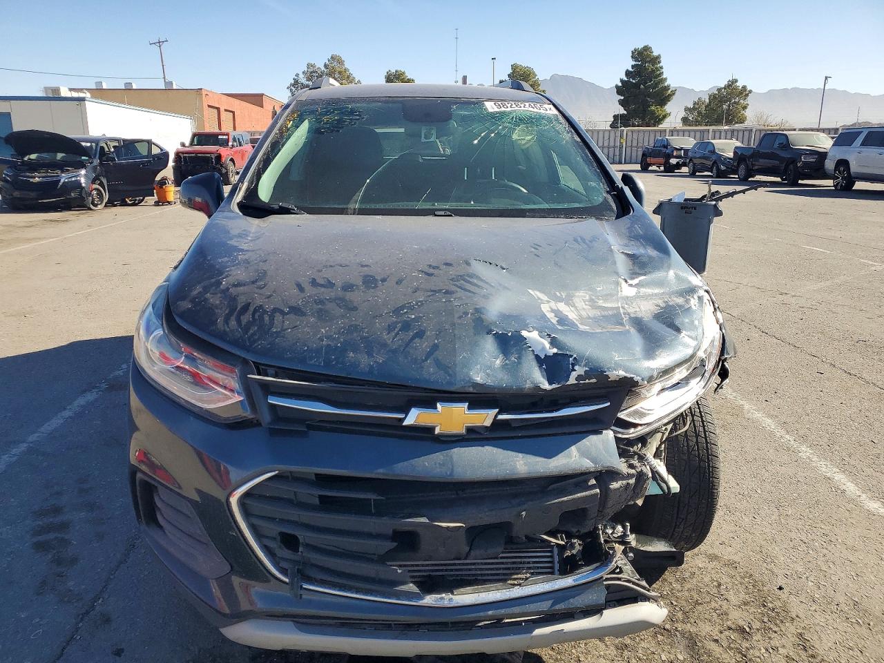 2021 CHEVROLET TRAX 1LT photo 9