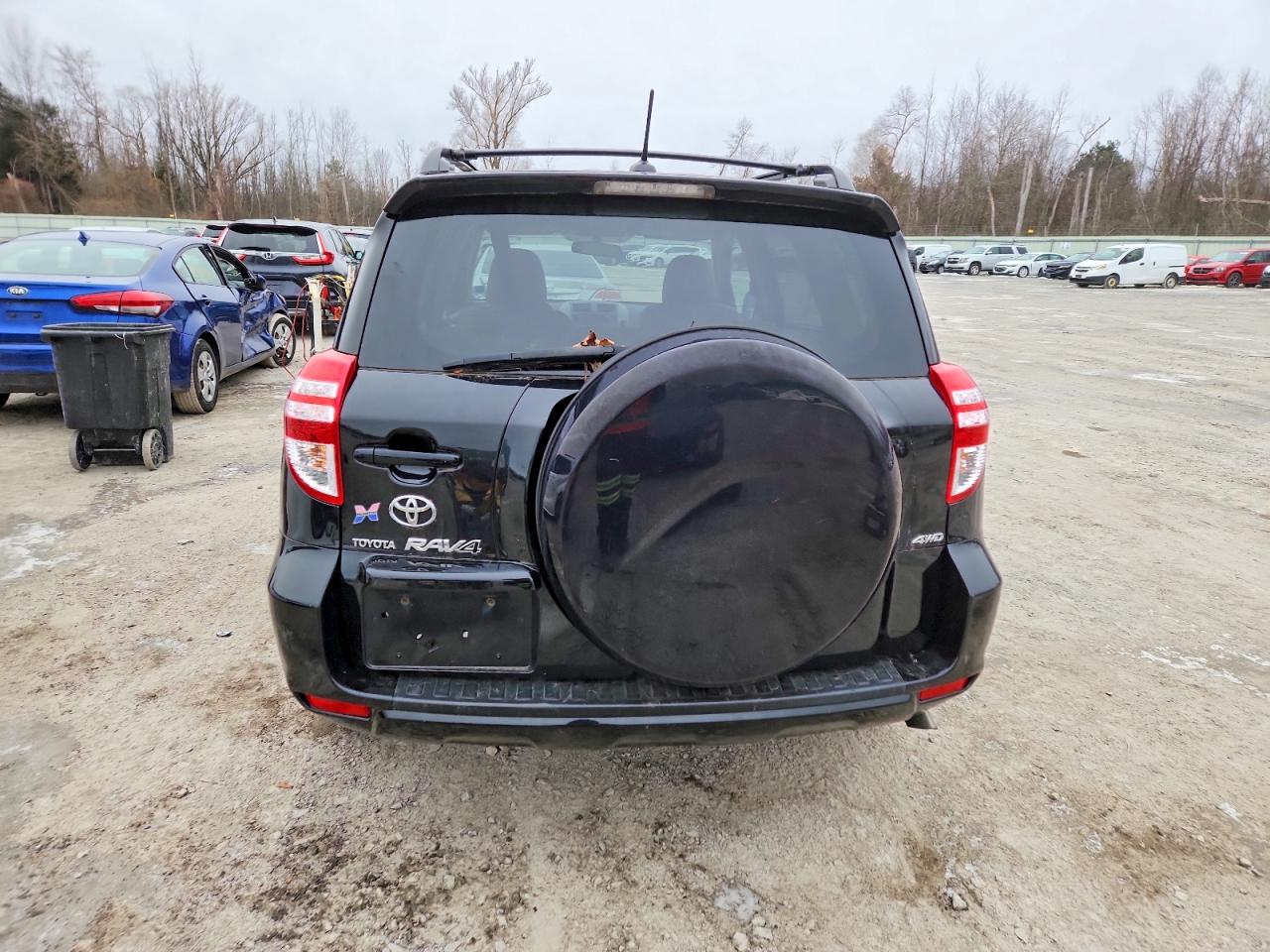 2010 TOYOTA RAV4 photo 6