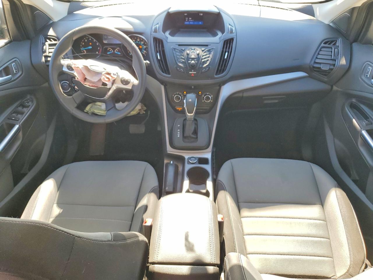 2016 FORD ESCAPE SE photo 8