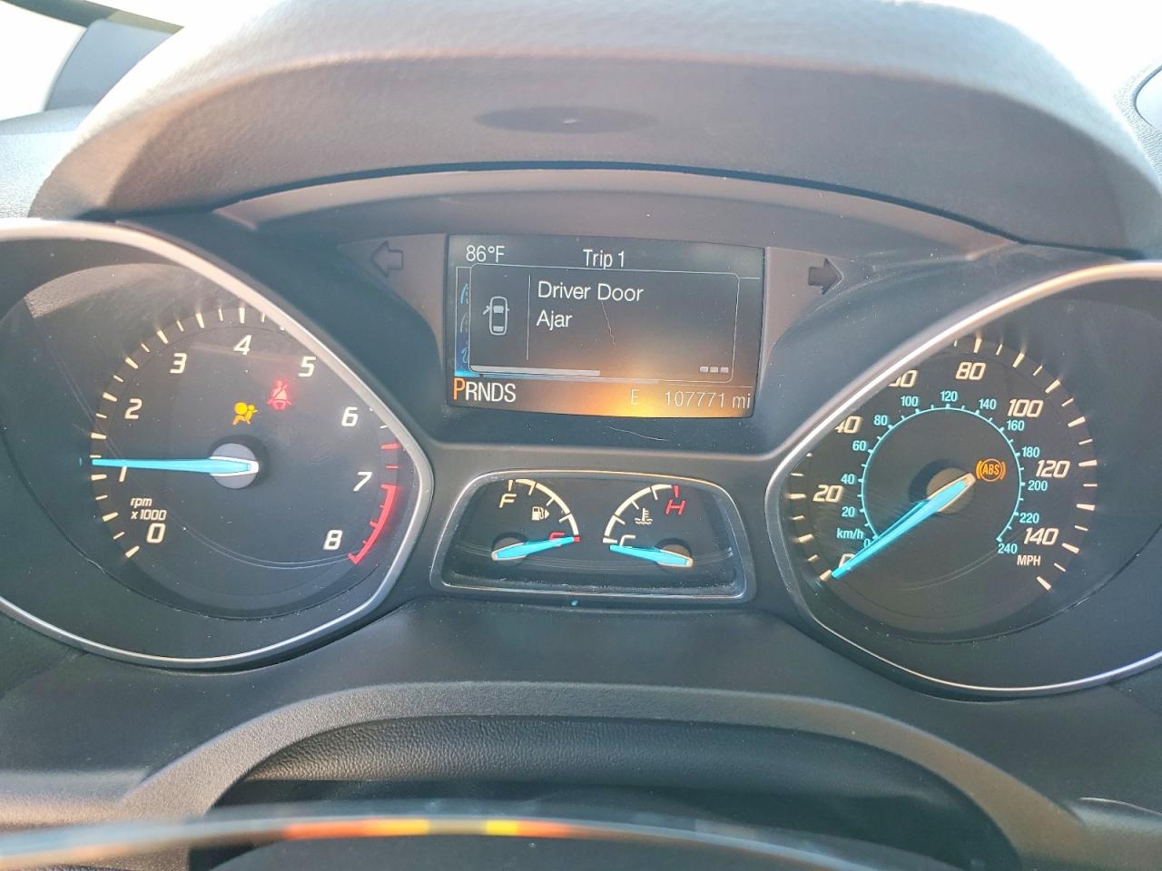 2016 FORD ESCAPE SE photo 9