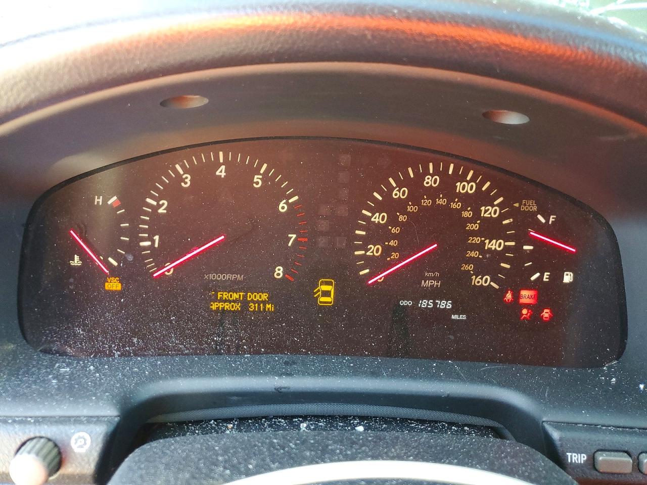 2002 LEXUS LS 430 photo 9