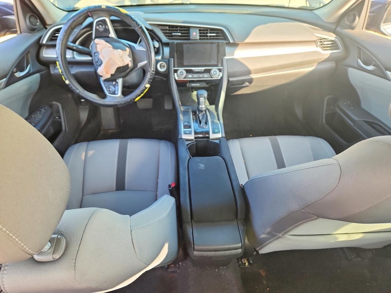 2017 HONDA CIVIC EX photo 8