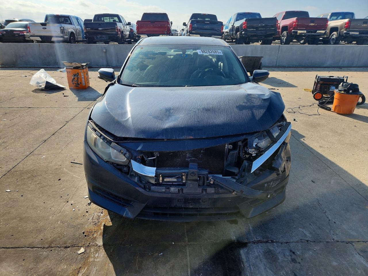 2017 HONDA CIVIC EX photo 5