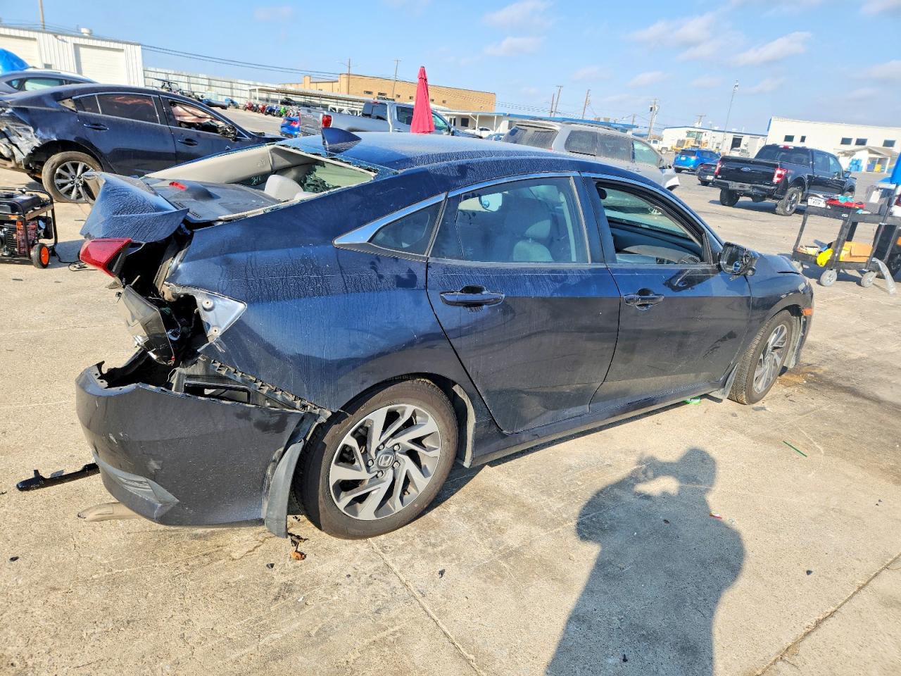 2017 HONDA CIVIC EX photo 3