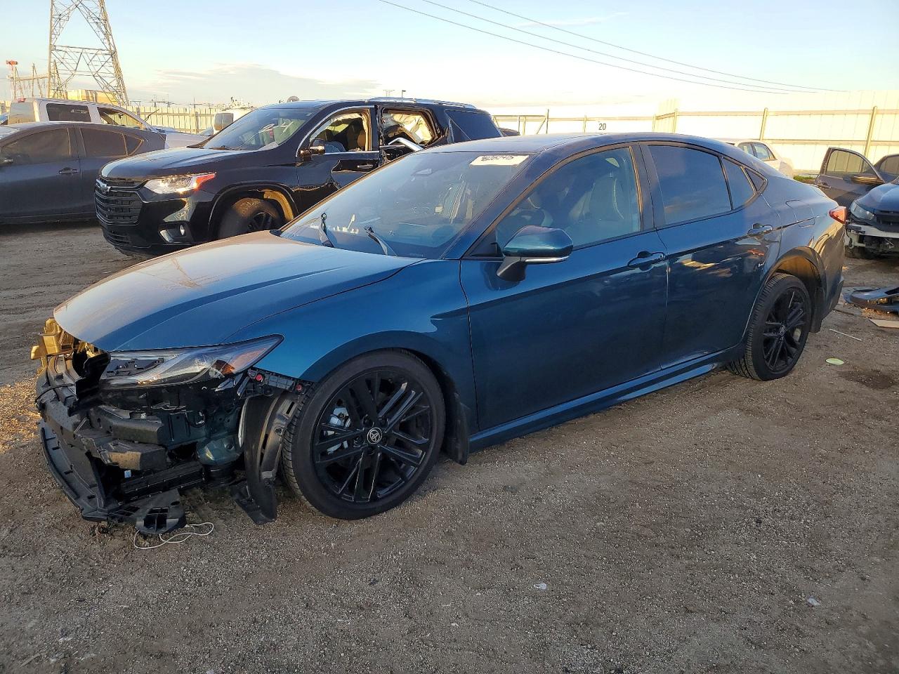 2025 TOYOTA CAMRY