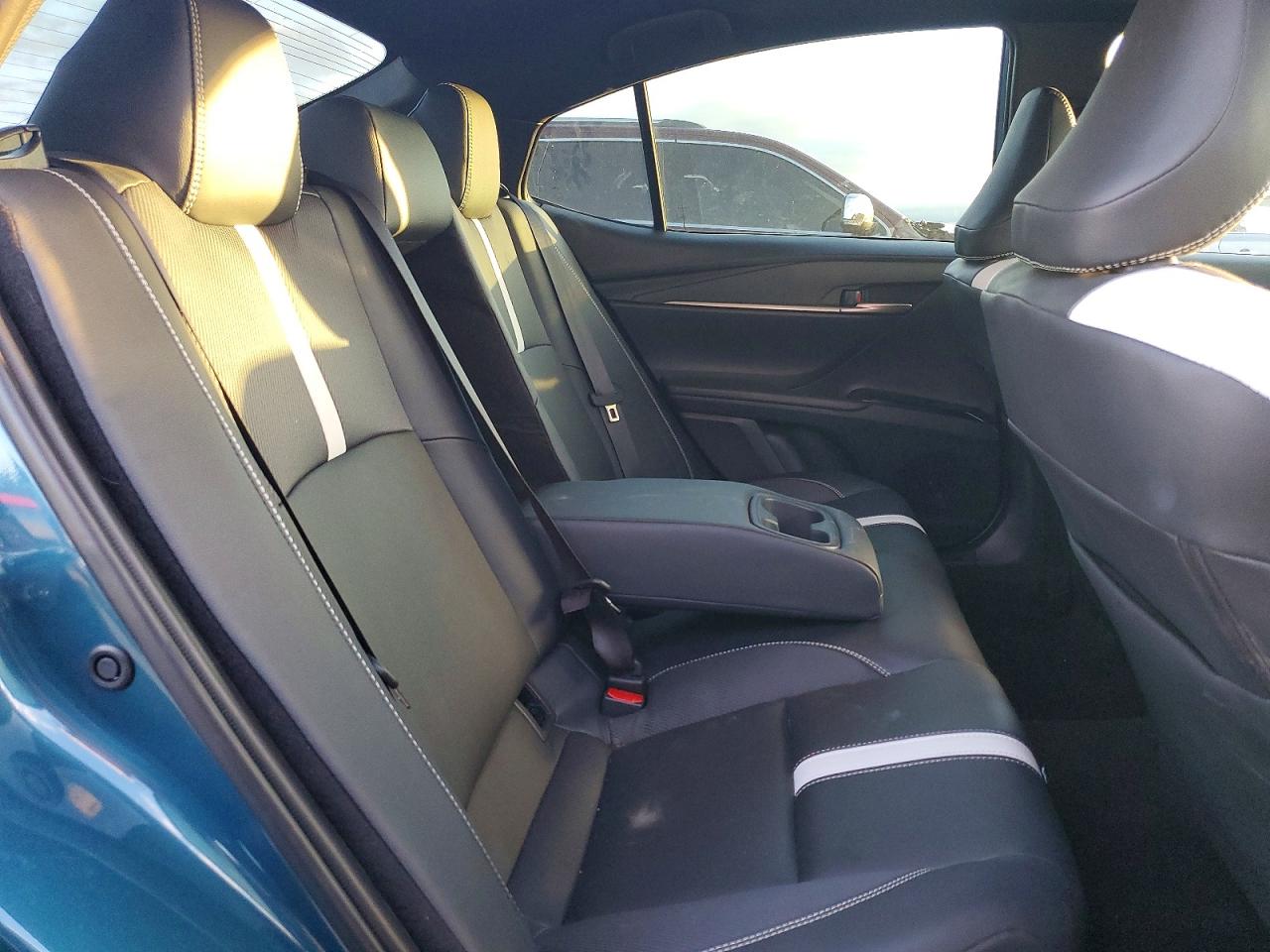 2025 TOYOTA CAMRY XSE photo 10