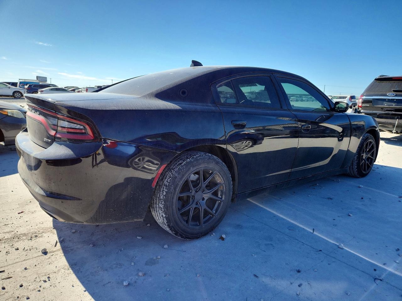 2017 DODGE CHARGER SXT photo 3