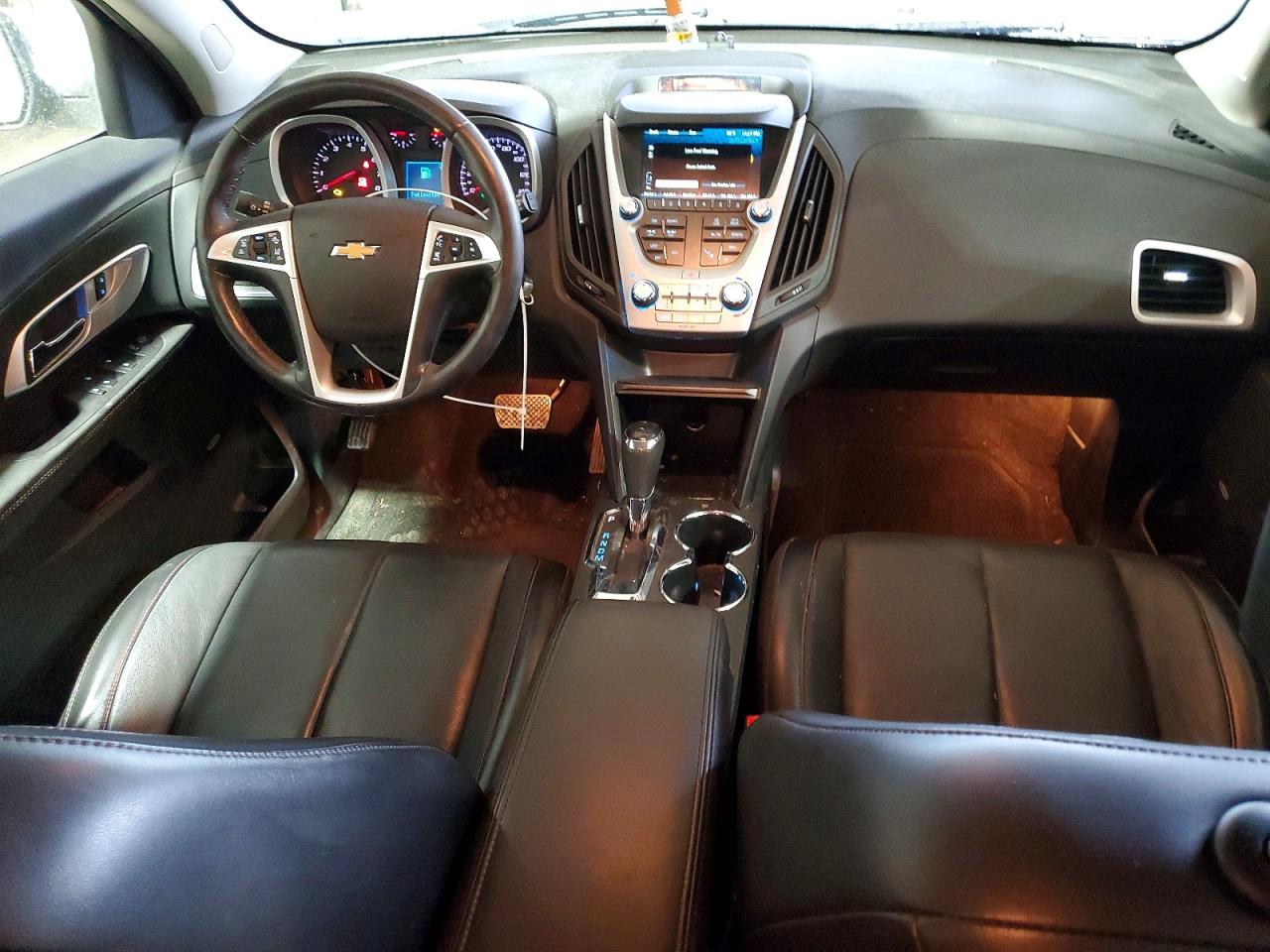 2017 CHEVROLET EQUINOX PREMIER photo 8