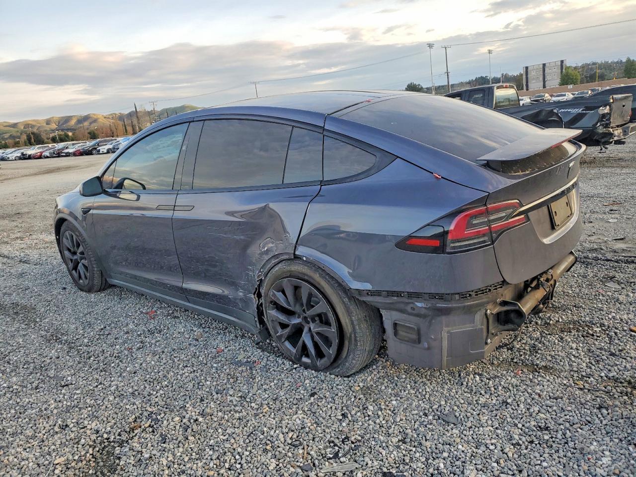 2023 TESLA MODEL X photo 2