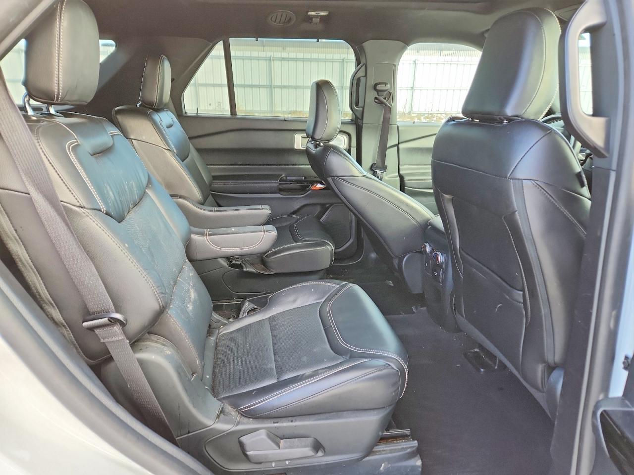 2021 FORD EXPLORER ST photo 11
