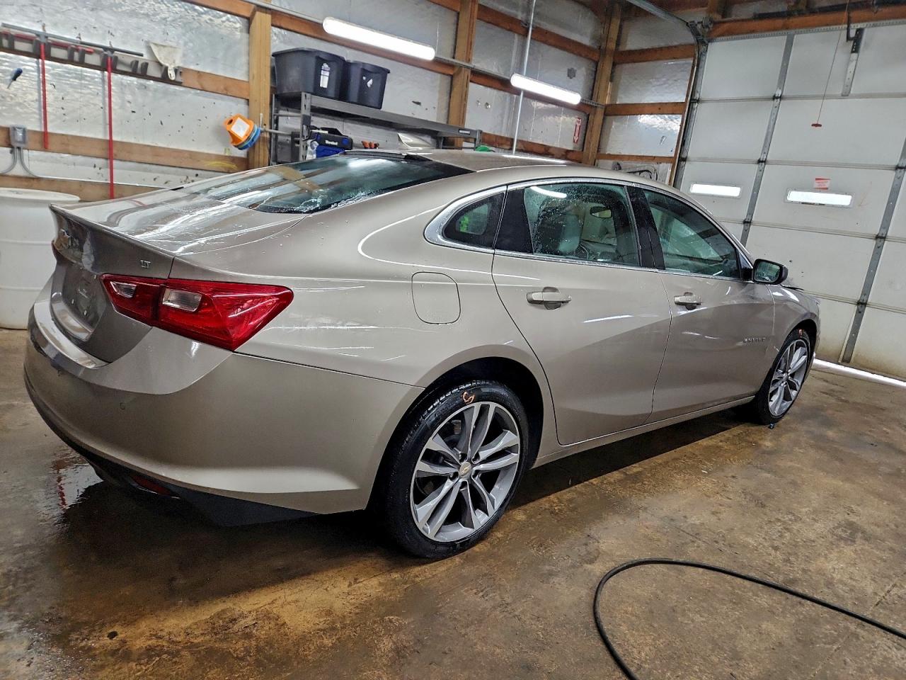 2025 CHEVROLET MALIBU LT photo 3