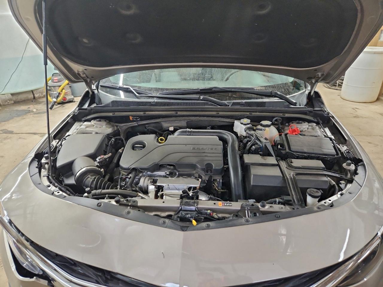 2025 CHEVROLET MALIBU LT photo 11
