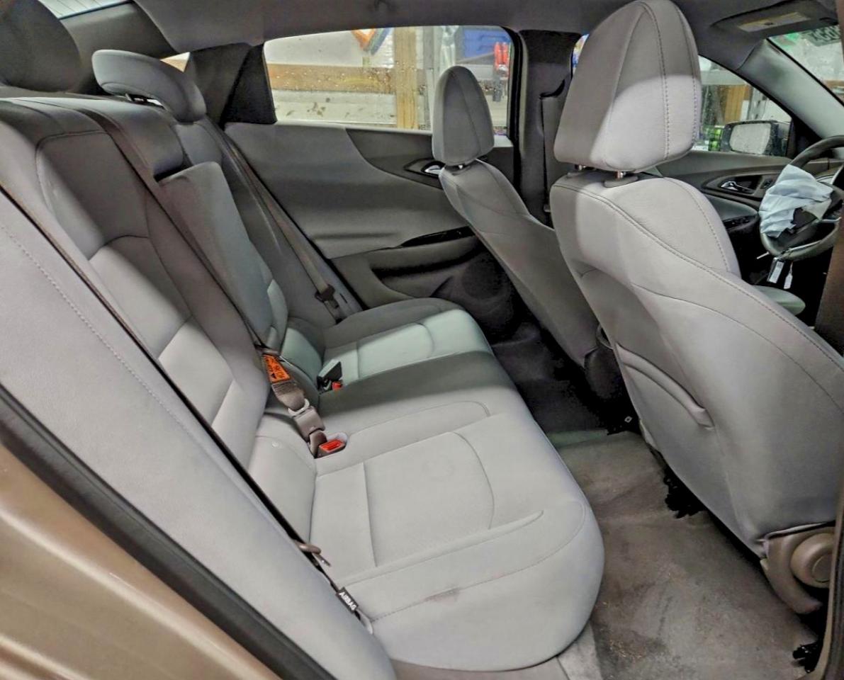 2025 CHEVROLET MALIBU LT photo 10