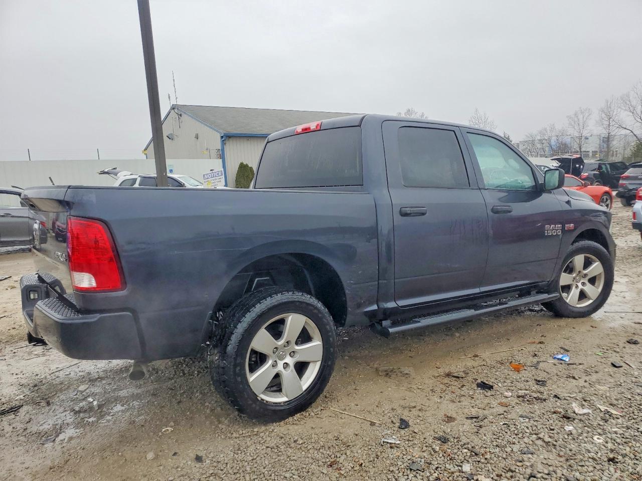 2018 RAM 1500 ST photo 5