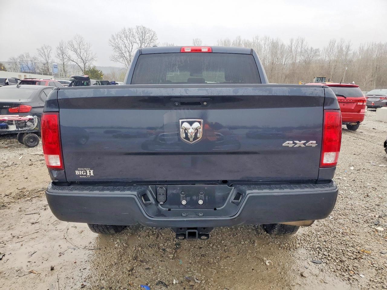 2018 RAM 1500 ST photo 11