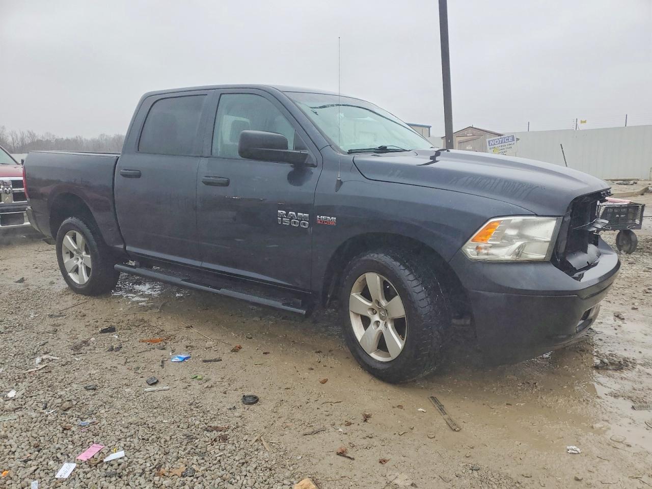 2018 RAM 1500 ST photo 7