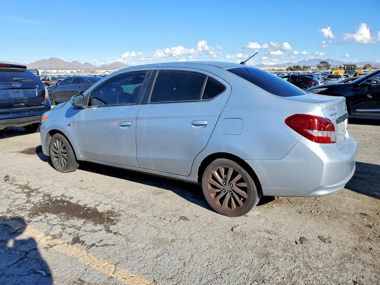 2017 MITSUBISHI MIRAGE G4 SE photo 2
