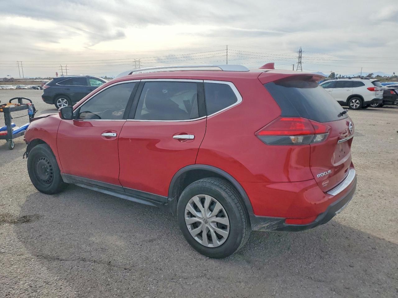 2017 NISSAN ROGUE S photo 2