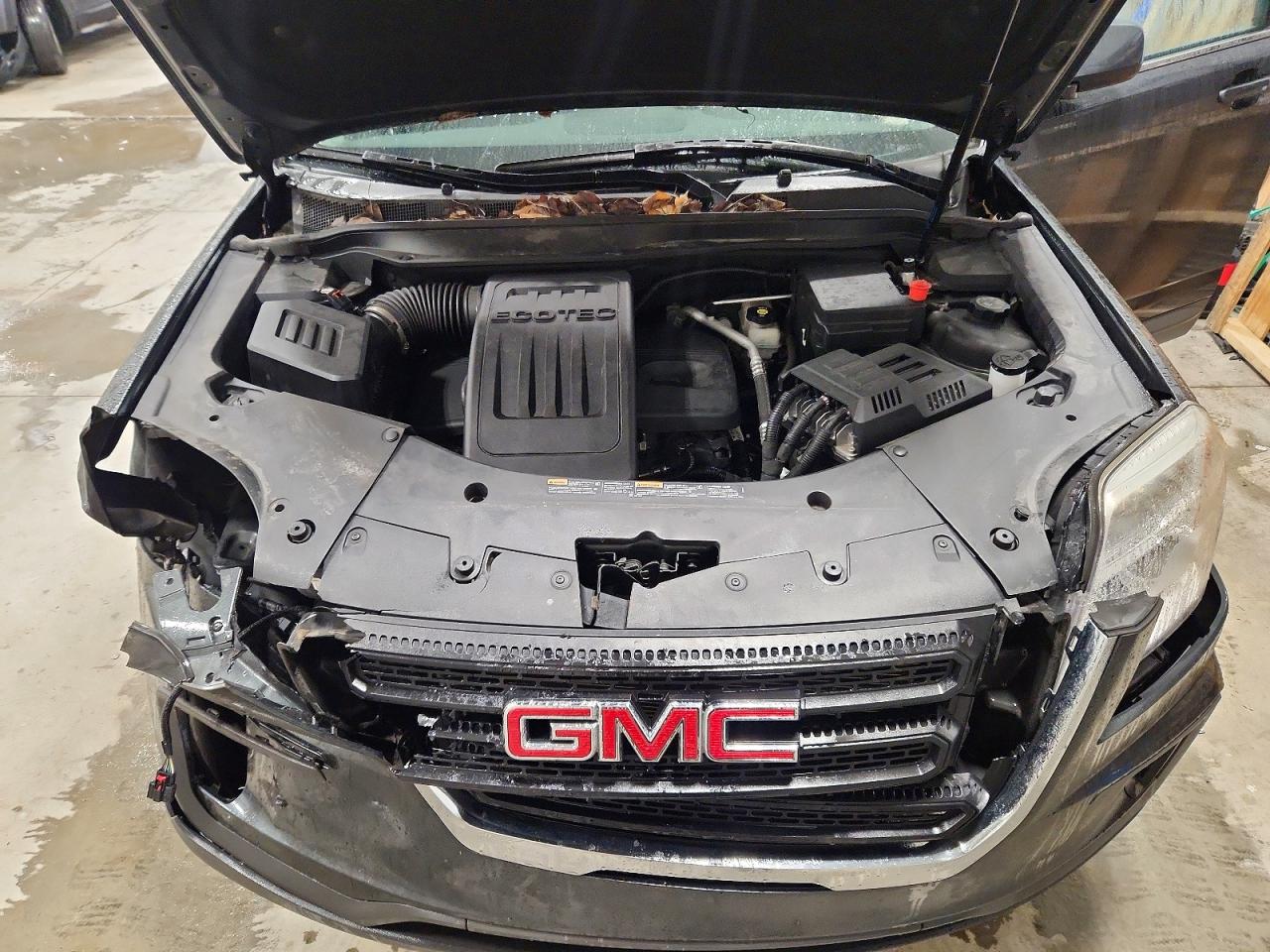 2017 GMC TERRAIN SLE photo 12