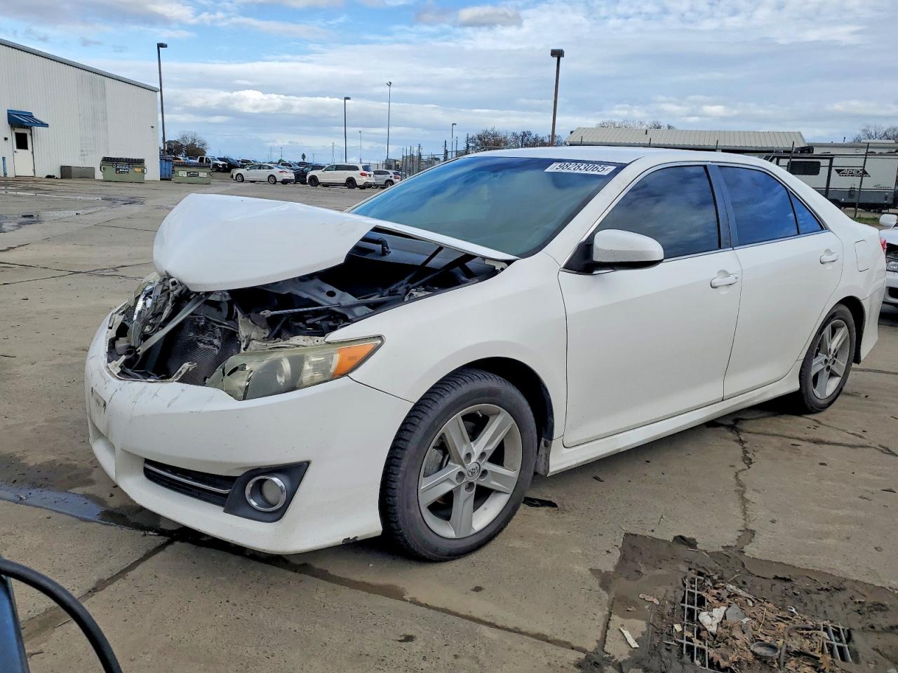 2014 TOYOTA CAMRY