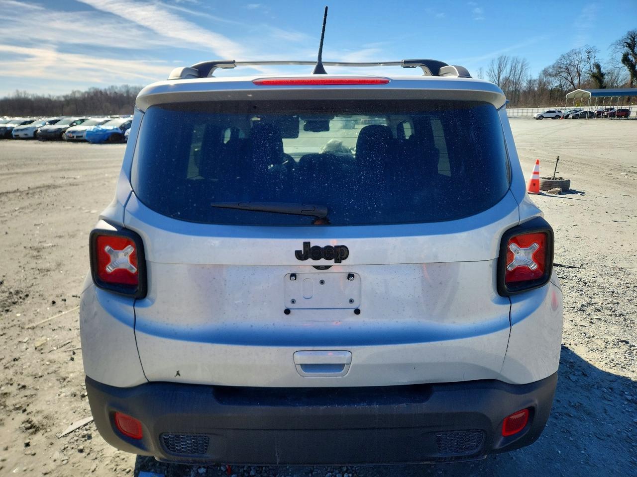 2020 JEEP RENEGADE LATITUDE photo 11