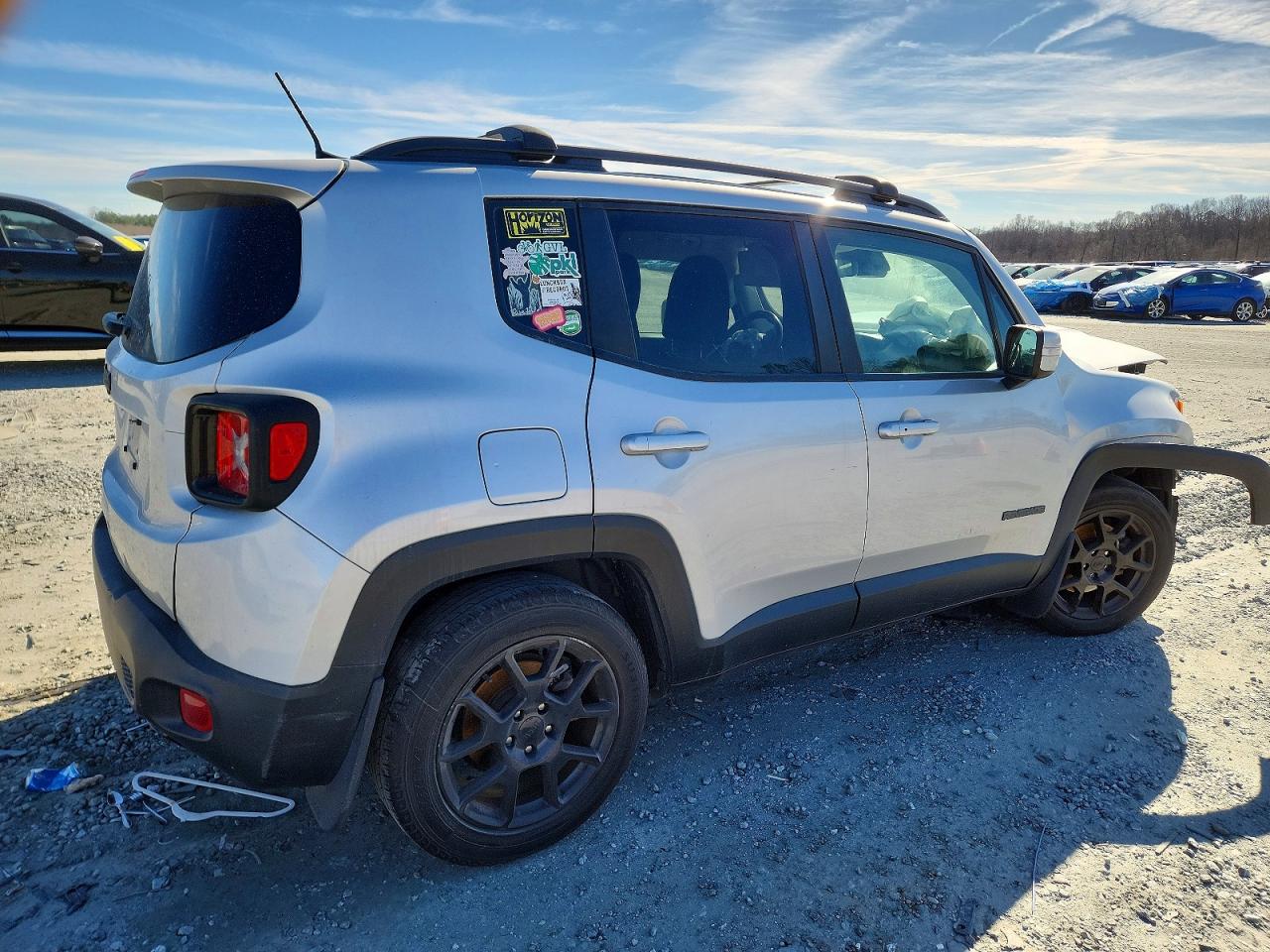 2020 JEEP RENEGADE LATITUDE photo 5