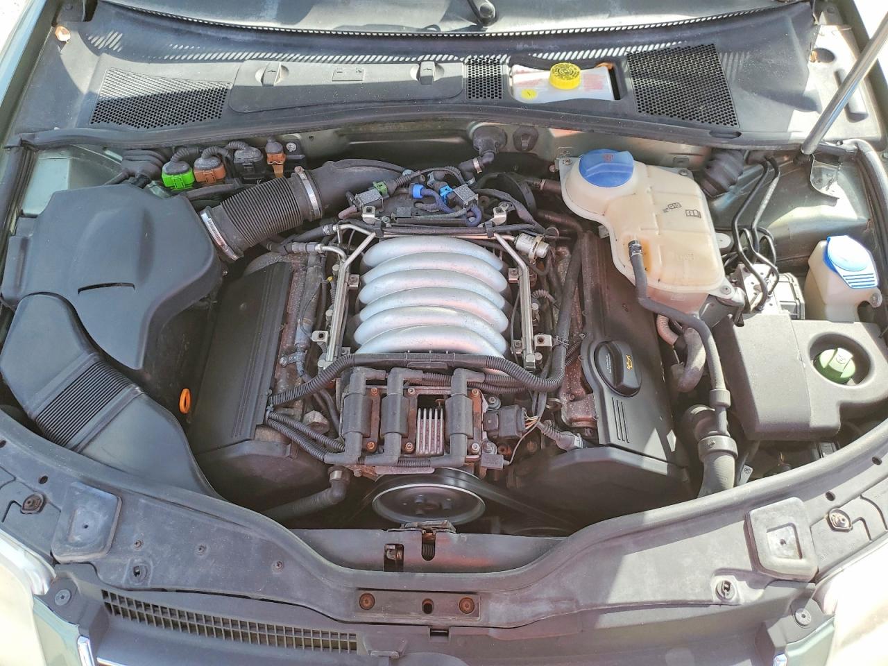 2003 VOLKSWAGEN PASSAT GLX 4MOTION photo 11