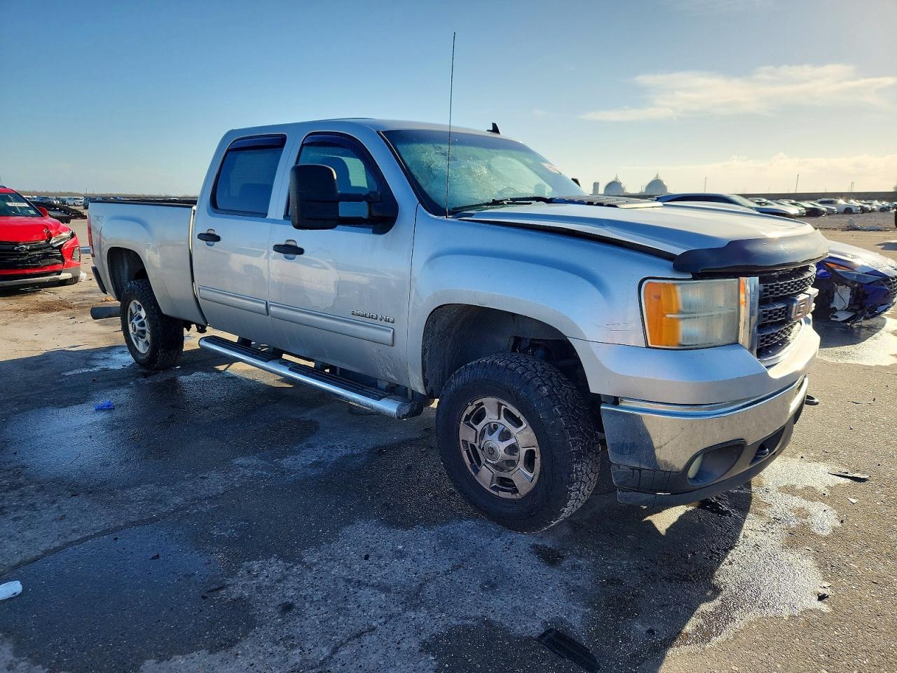 2011 GMC SIERRA K2500 SLE photo 4