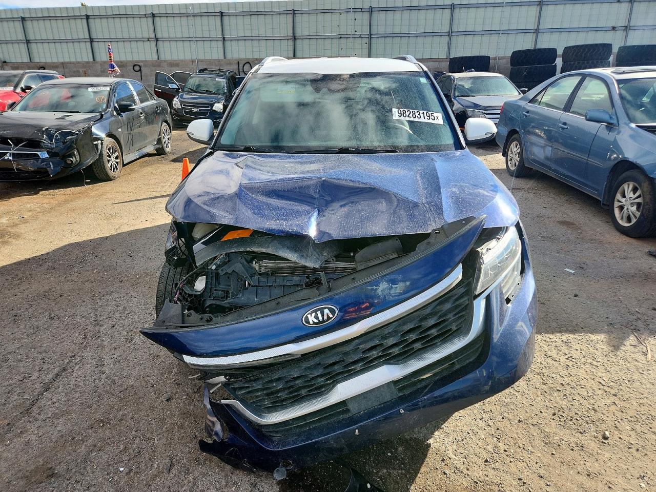 2021 KIA SELTOS SX photo 5